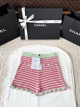 Chanel 25P Shorts Pink Mix Green Cashmere 237317